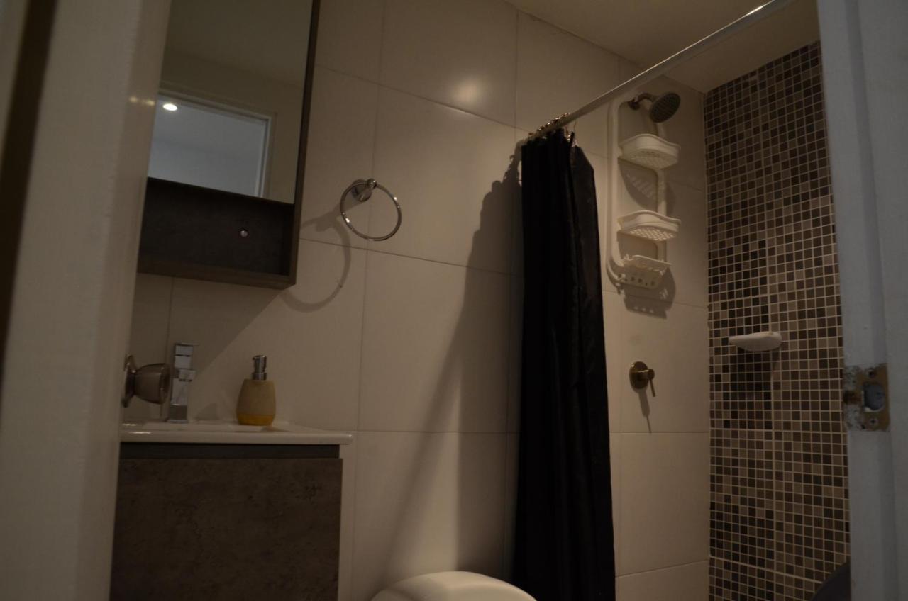 Hostal Familiar Carmencita パナマ・シティー エクステリア 写真